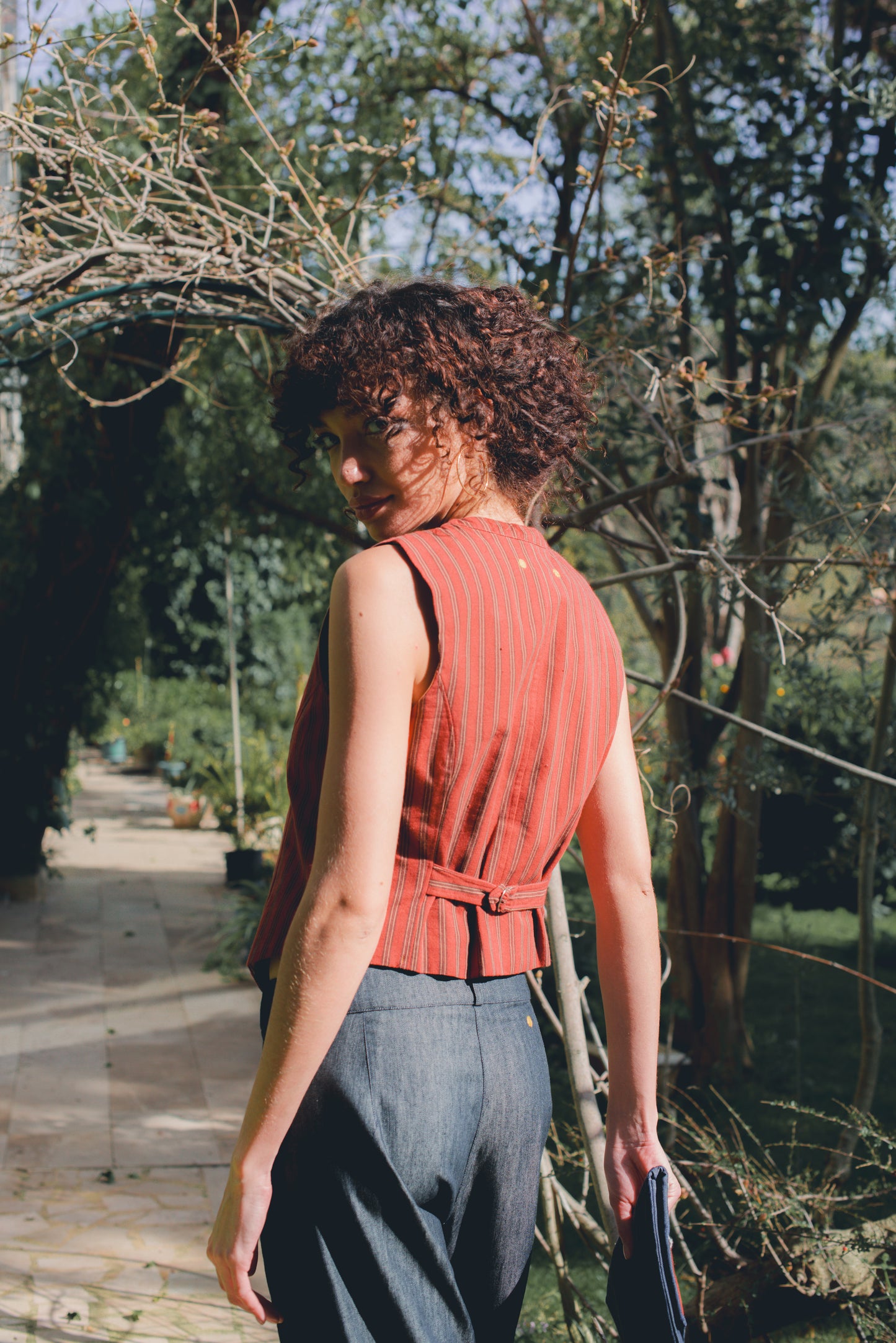 ALL AT ONCE VEST