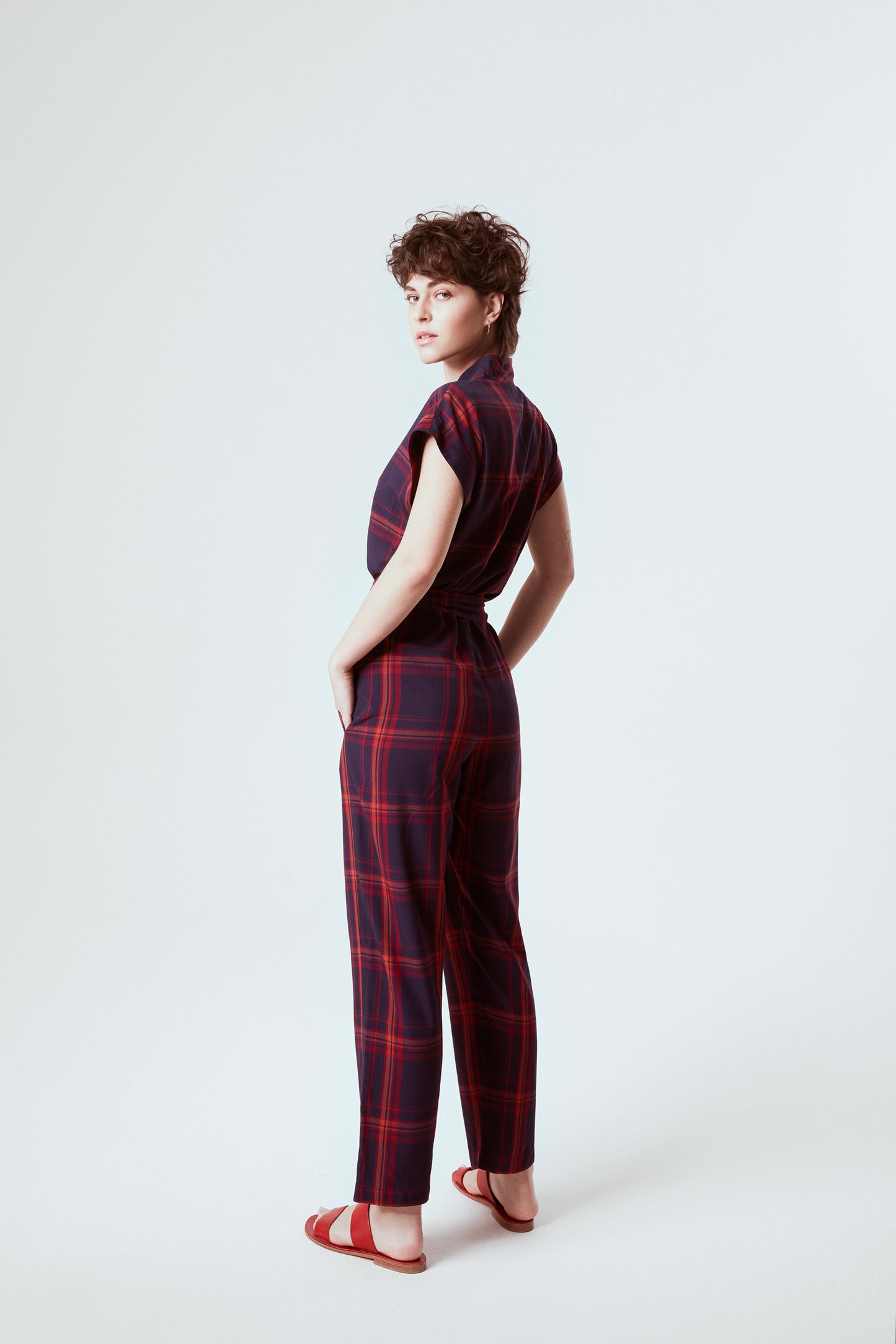 DAY TO NIGHT SLEEVELESS JUMPSUIT
