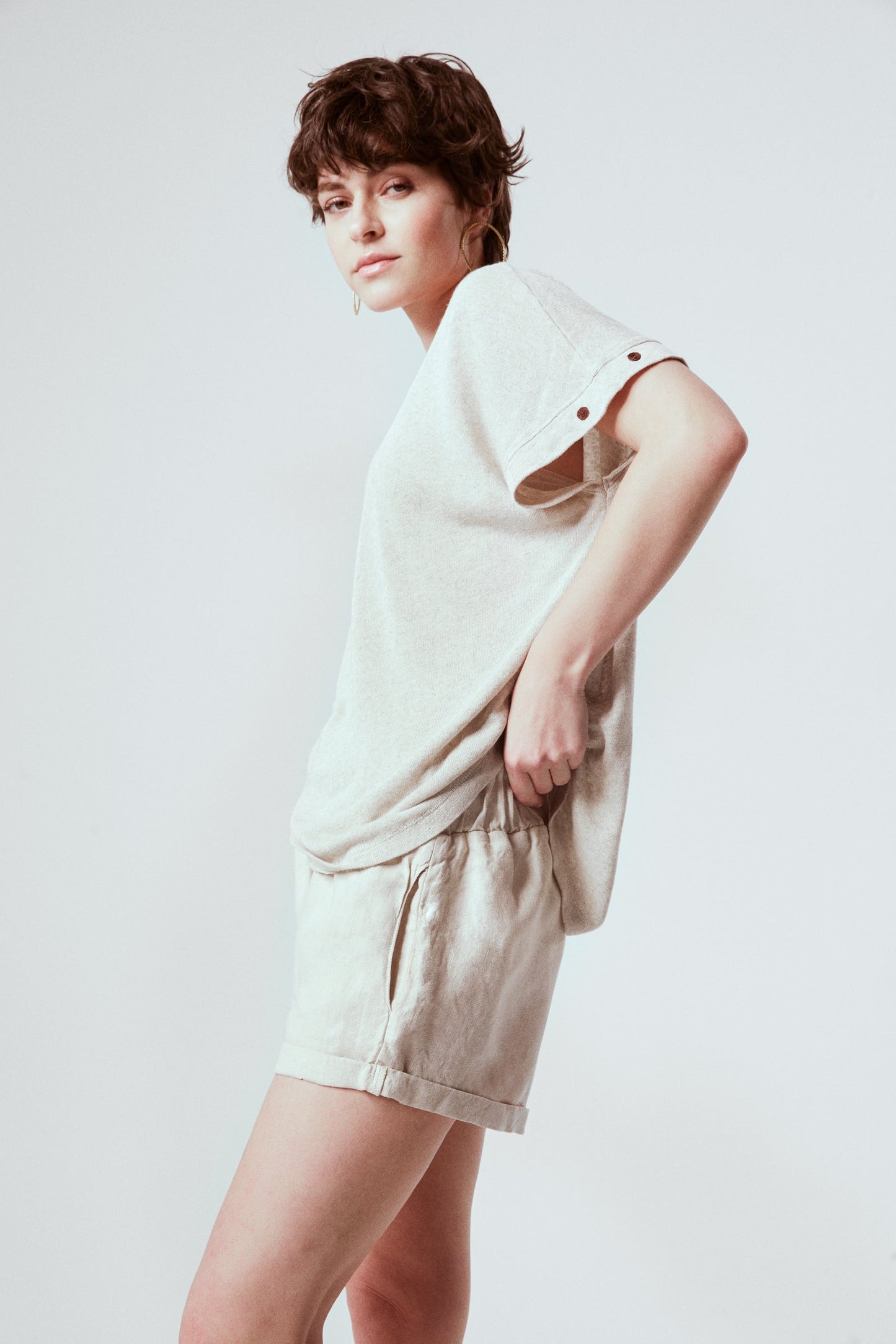 LINEN SHORTS