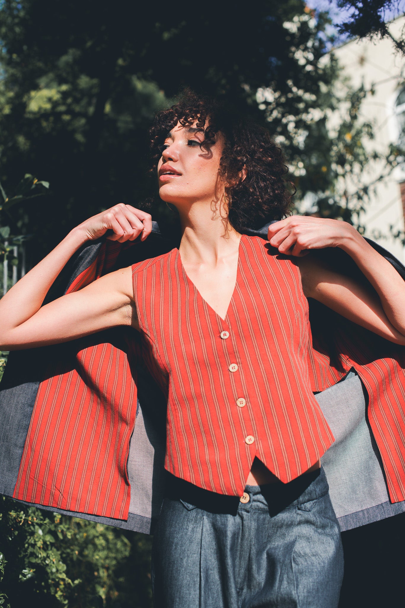 ALL AT ONCE VEST
