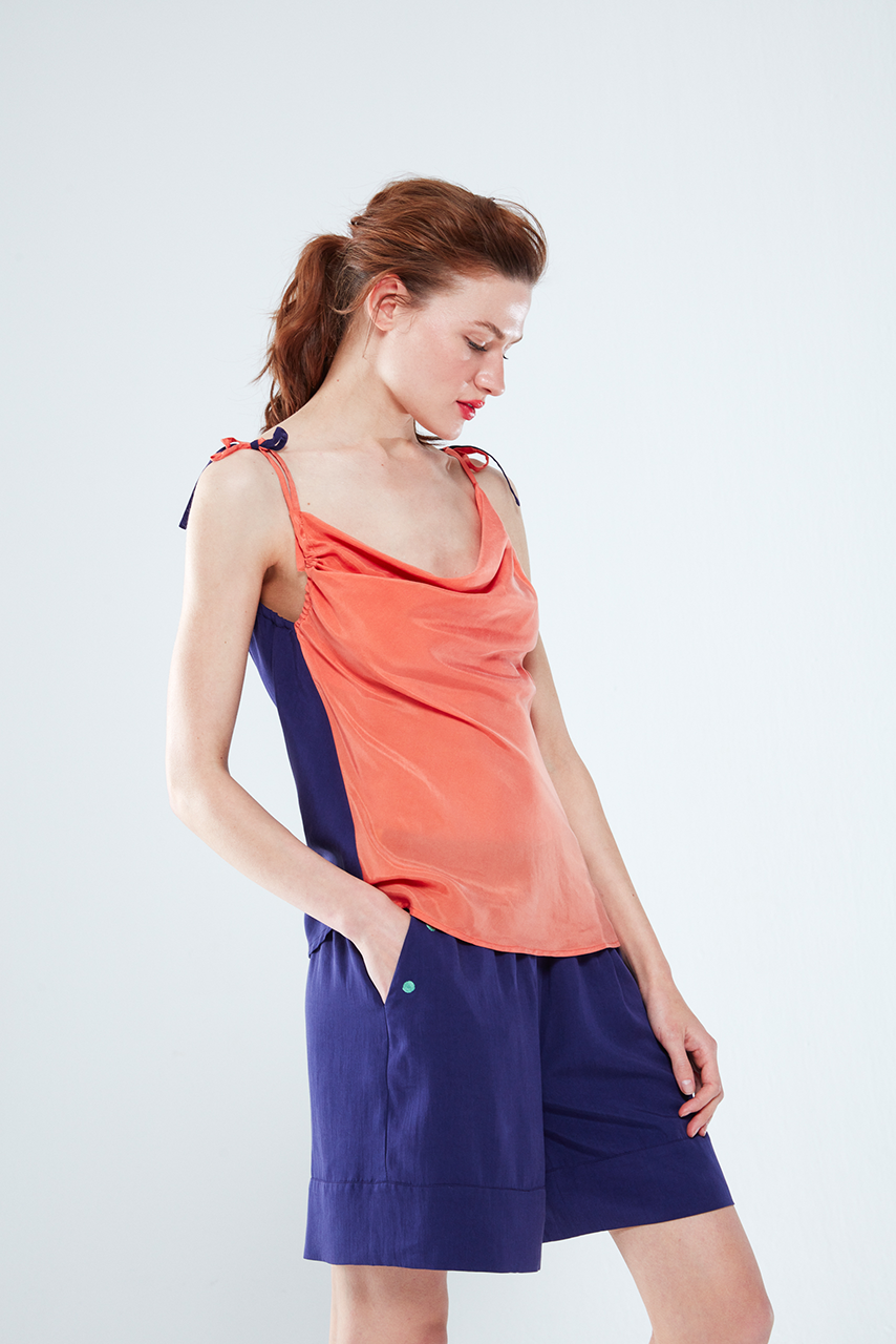 EVERYWHERE TOP
