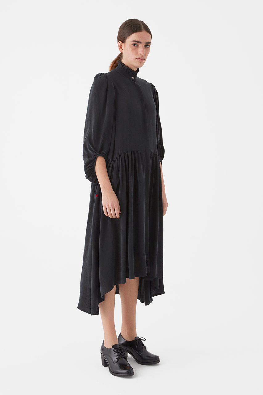DRESS GIYI NO 1